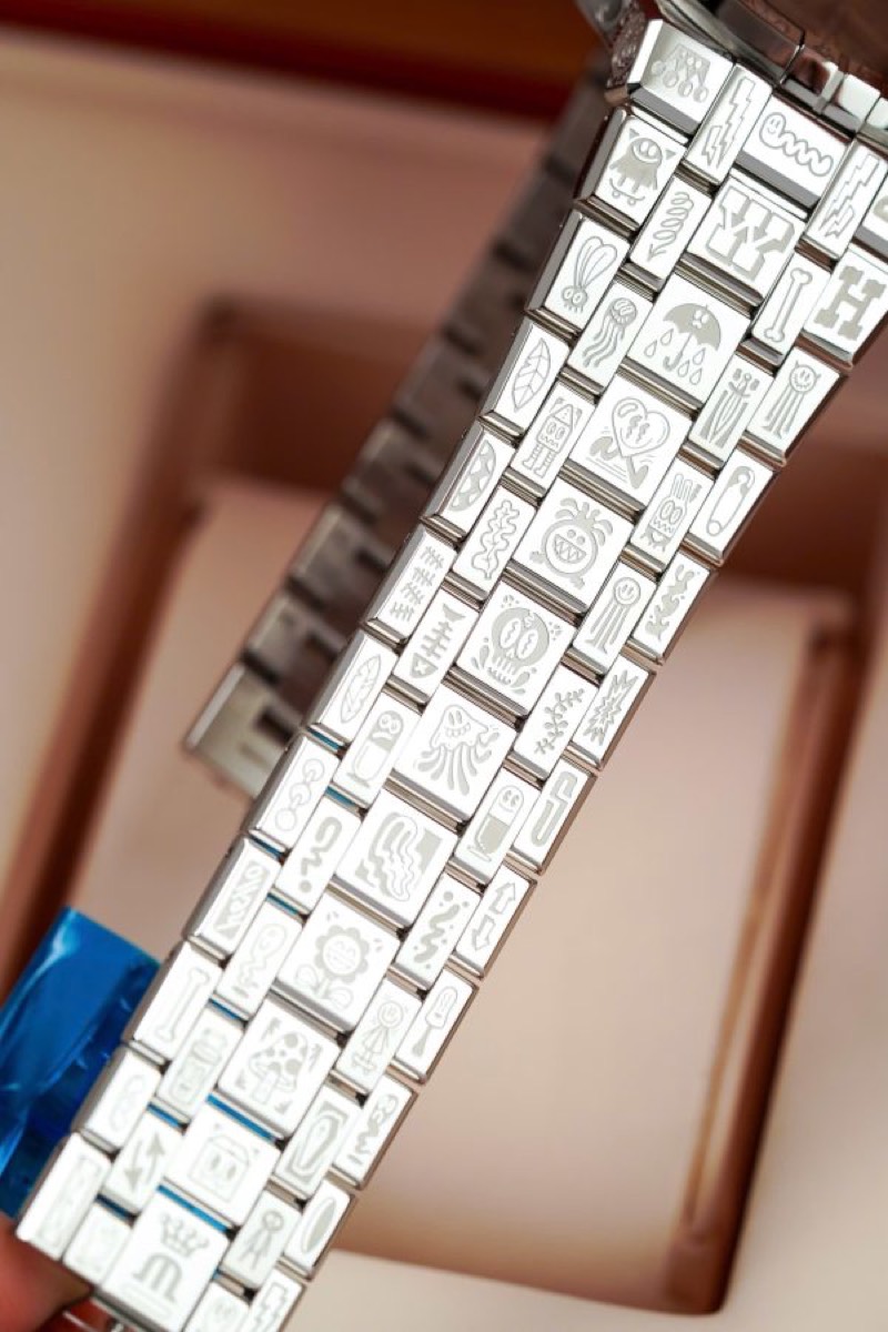 Maurice Lacroix 42mm Nam AI6008-SS009-090-1