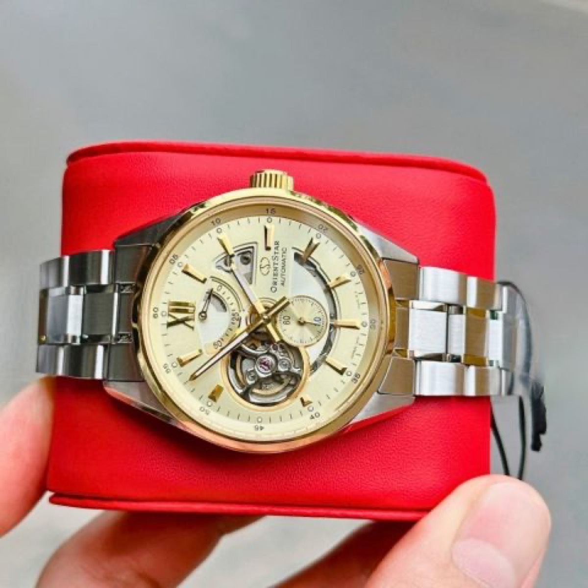 Đồng Hồ Orient Modern Skeleton Nam RE-AV0124G00B