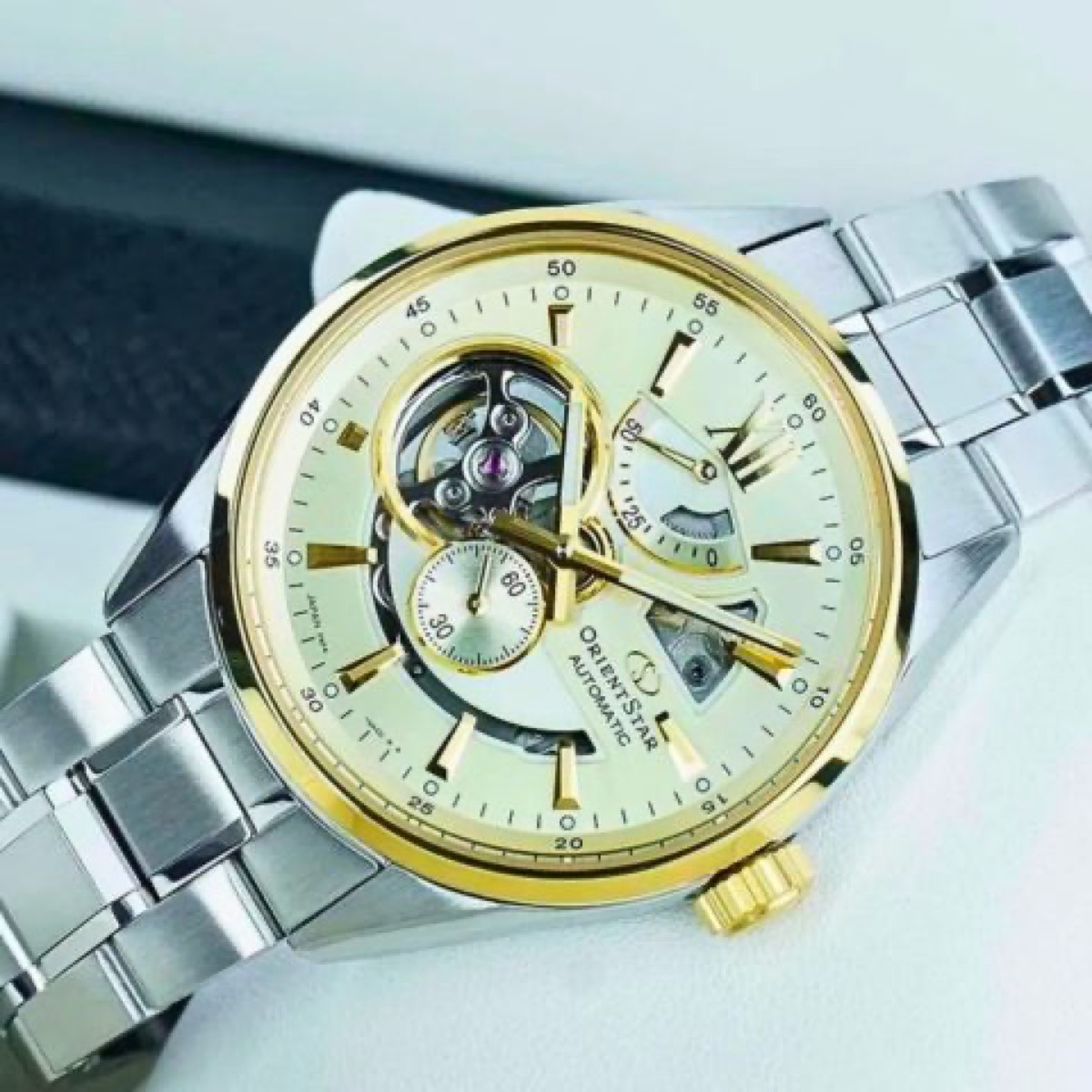 Đồng Hồ Orient Modern Skeleton Nam RE-AV0124G00B