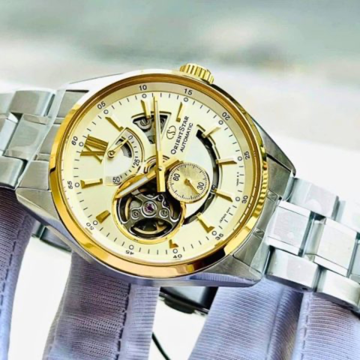 Đồng Hồ Orient Modern Skeleton Nam RE-AV0124G00B